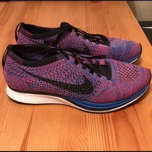 Nike Flyknit Racer